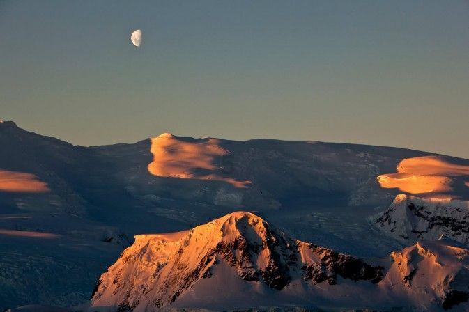 湖南人对雪的执念有多深？95后父母凌晨两点叫醒孩子看下雪